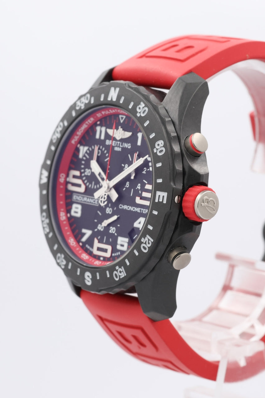 Breitling Endurance Pro Quarz Herrenuhr 44mm X82310 - Detailansicht 1