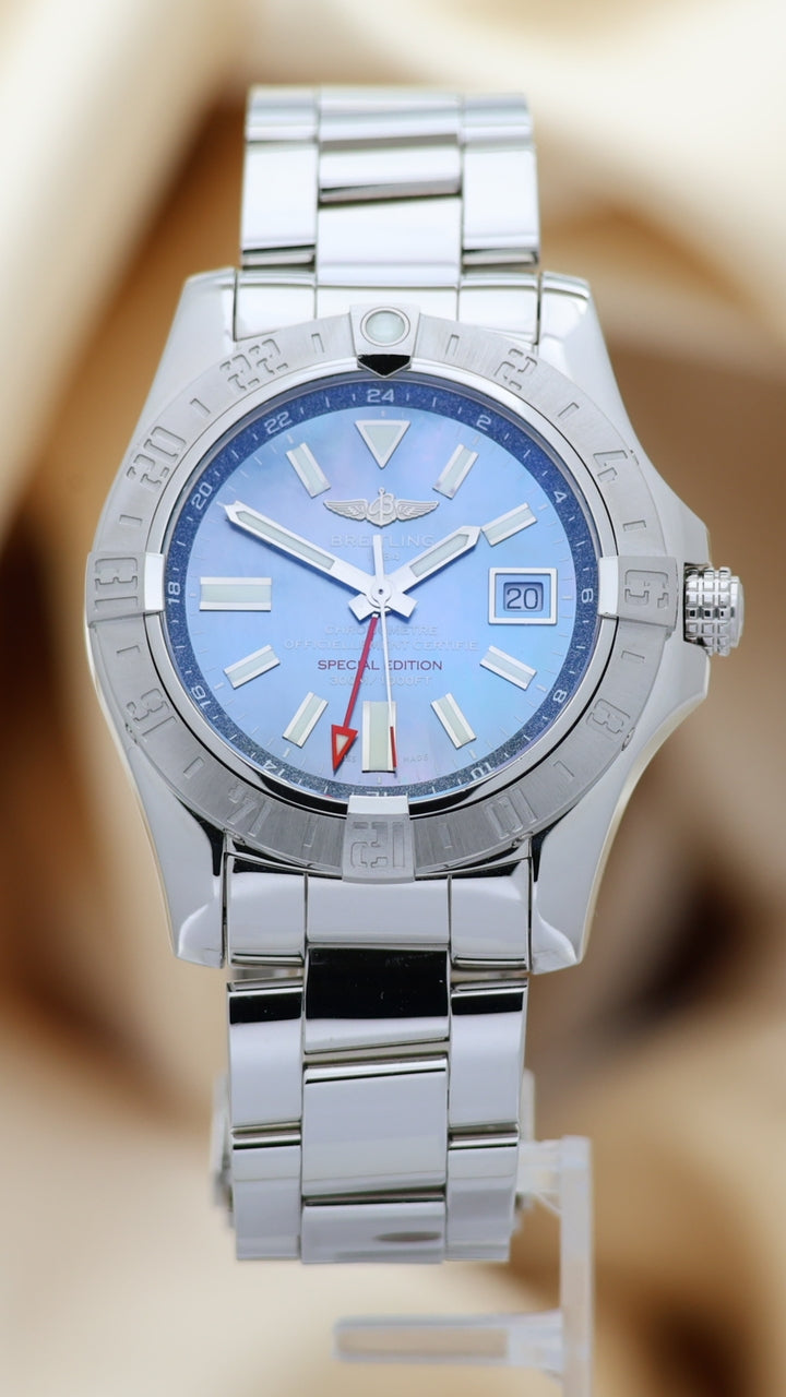 Breitling Avenger II GMT Perlmutt-Blatt 43mm Automatik A32390 - Thumbnail
