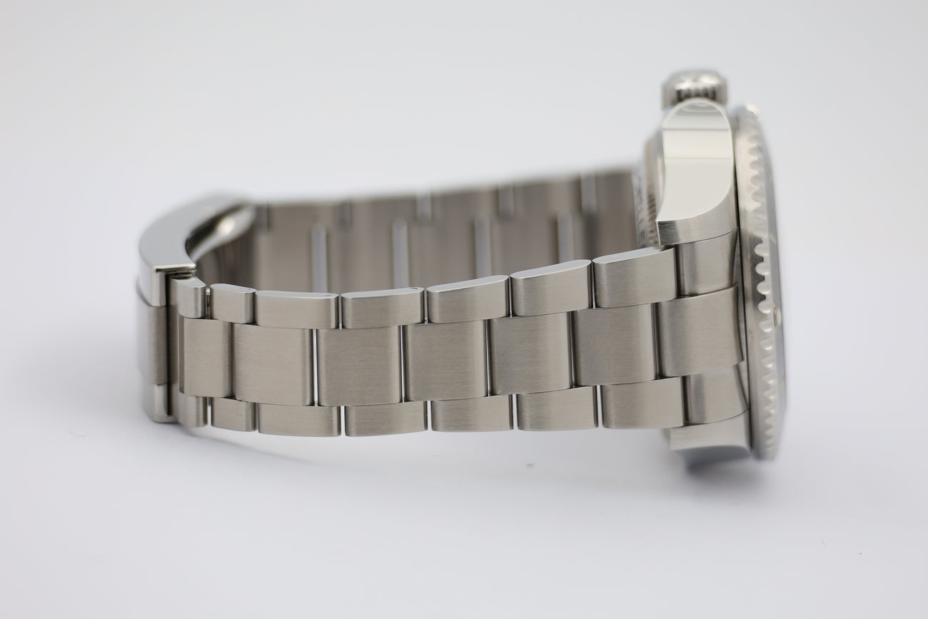 Rolex Sea-Dweller Deepsea Automatik Herrenuhr Stahl 44mm 126660 - Detailansicht 4