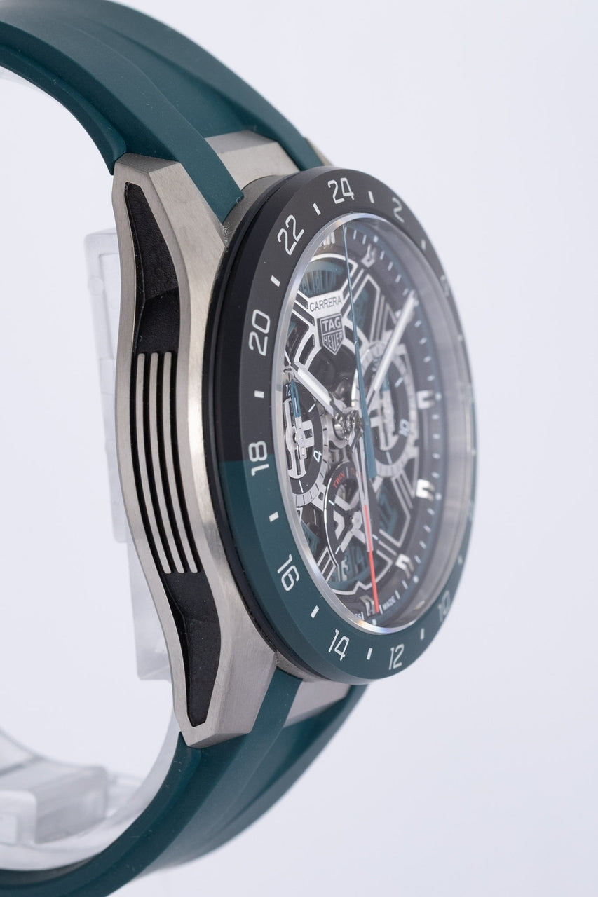 Tag Heuer Carrera Chronograph Extreme Sport Twin-Time Titan 44mm CBU2084.FT6297 - Detailansicht 1