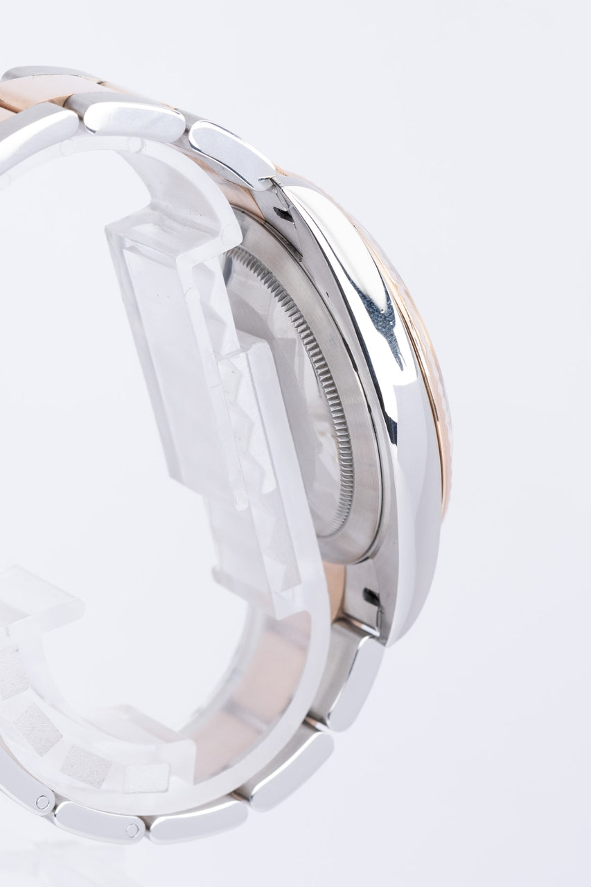 Rolex Datejust 41mm Roségold/Stahl Automatik 126331 - Detailansicht 4