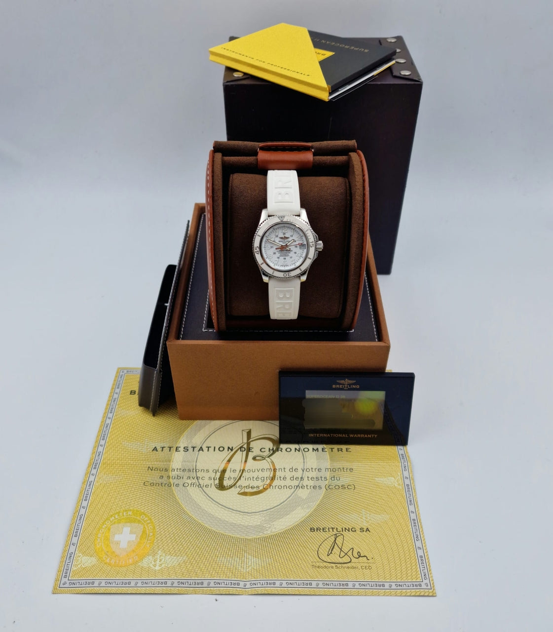 Breitling Superocean II Automatik 36mm A17312 - Papiere und oder Lieferumfang