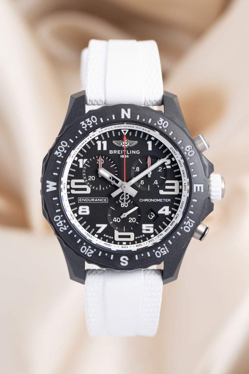 Breitling Endurance Pro 38mm Quarz "Air Asia" Weiß X83310 - Thumbnail