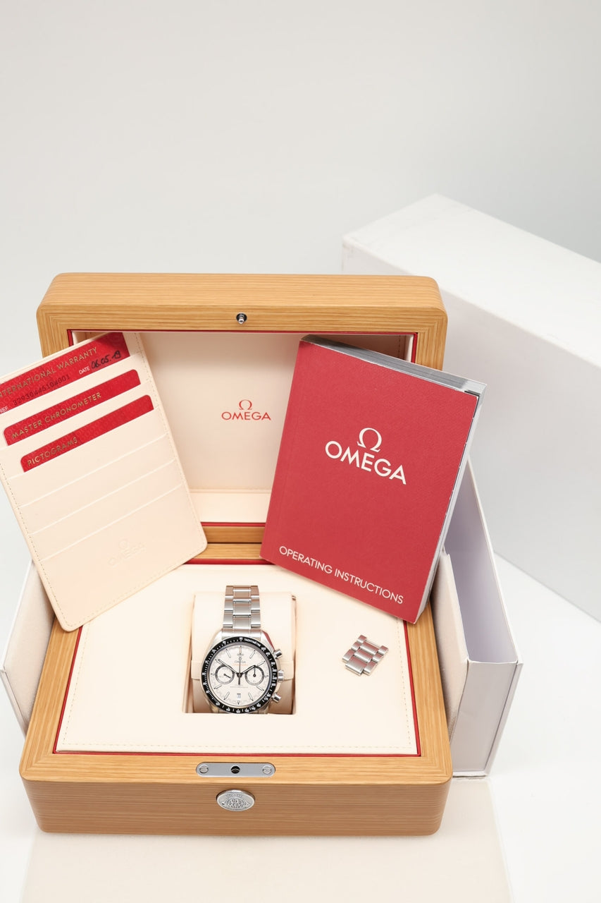 Omega Speedmaster Racing Automatik Herrenuhr  32930445104001 - Detailansicht 10