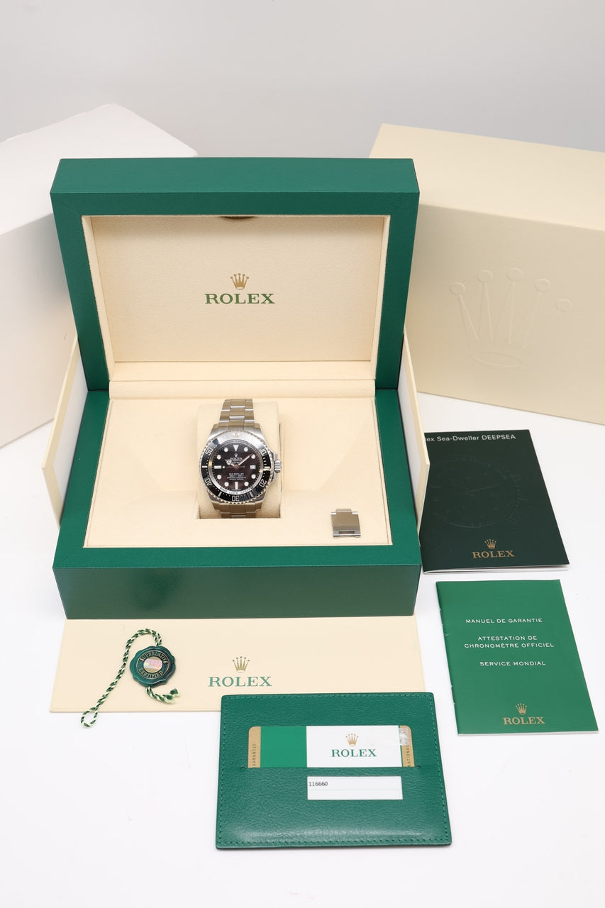 Rolex Sea-Dweller 44mm Automatik 116660 - Papiere und oder Lieferumfang