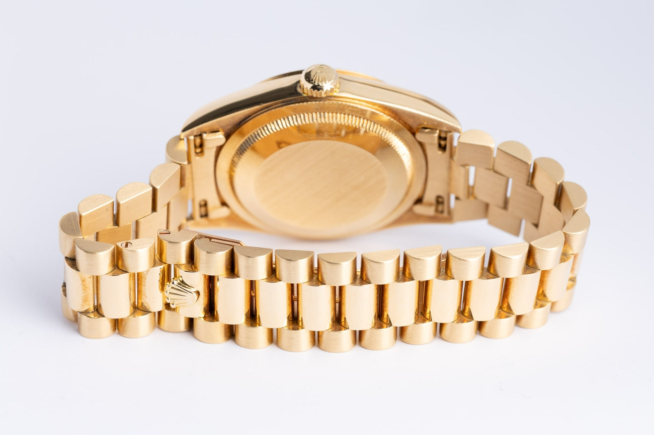 Rolex Day-Date 36 President 18k Gelbgold "Diamond Dial" 18238 - Detailansicht 7