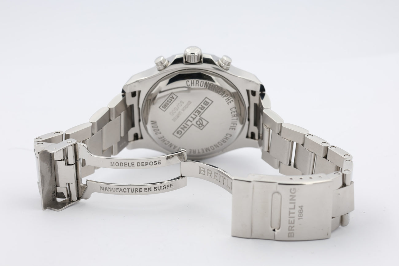 Breitling Colt Chronograph 44 Automatik Herrenuhr Schwarz A13388 - Detailansicht 8