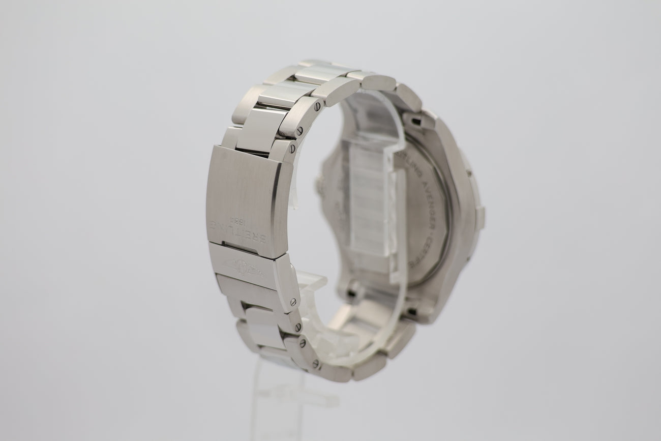 Breitling Avenger 43mm Automatik Blau Herrenuhr A17318 - Detail view 1