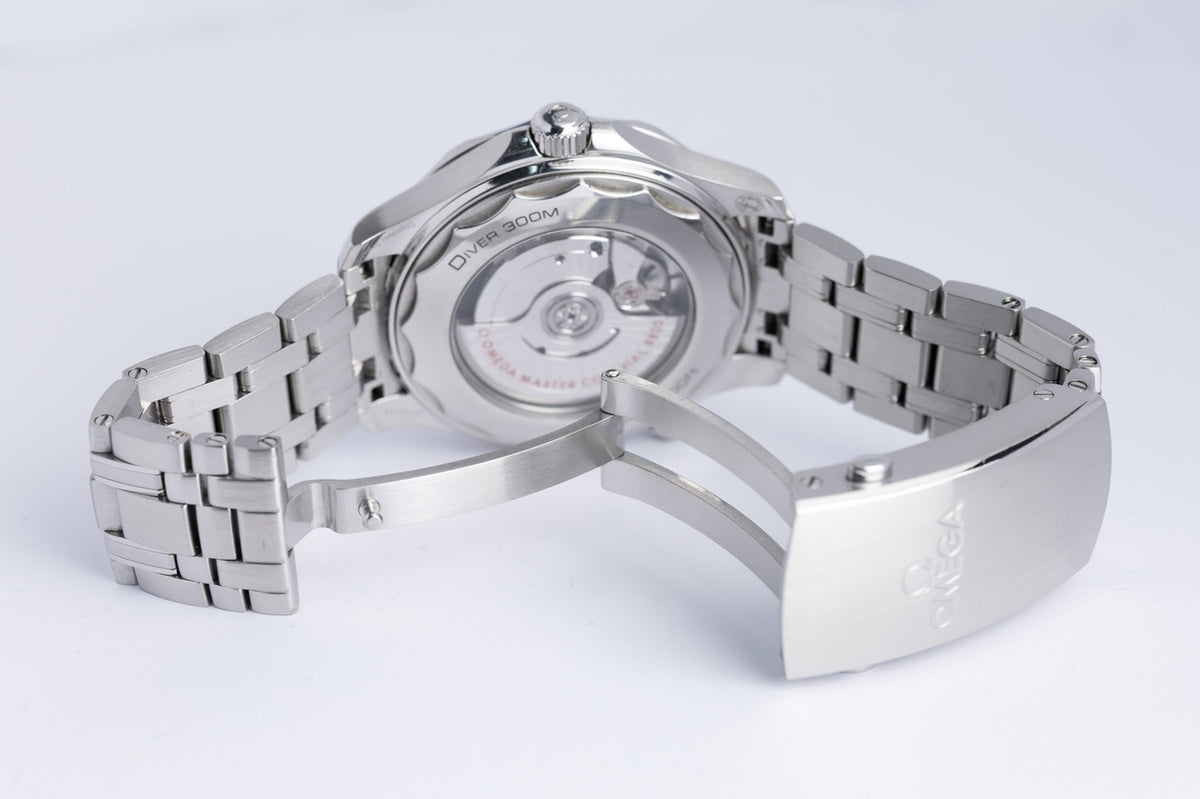 Omega Seamaster Diver 300M Automatik Blau 21030422003001 - Detailansicht 8