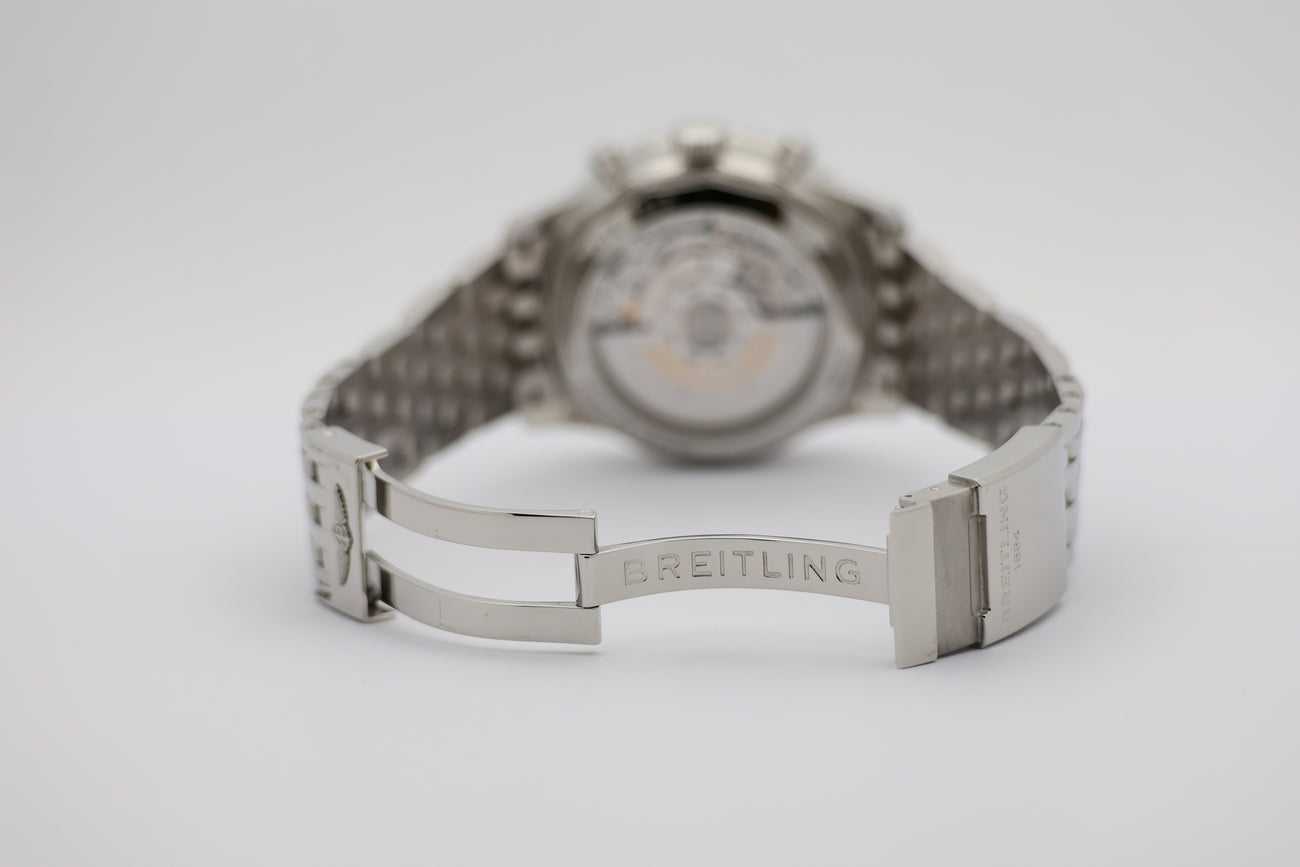 Breitling Navitimer B01 Chronograph 43 Japan Edition  AB0121 - Detailansicht 6