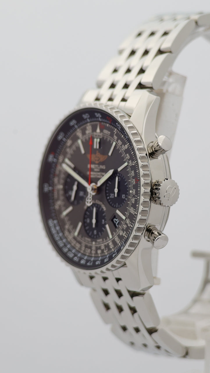 Breitling Navitimer B01 Chronograph 43 Japan Edition  AB0121 - Detailansicht 7