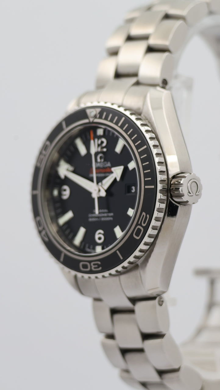 Omega Seamaster Planet Ocean Automatik 23230382001 - Detail view 7