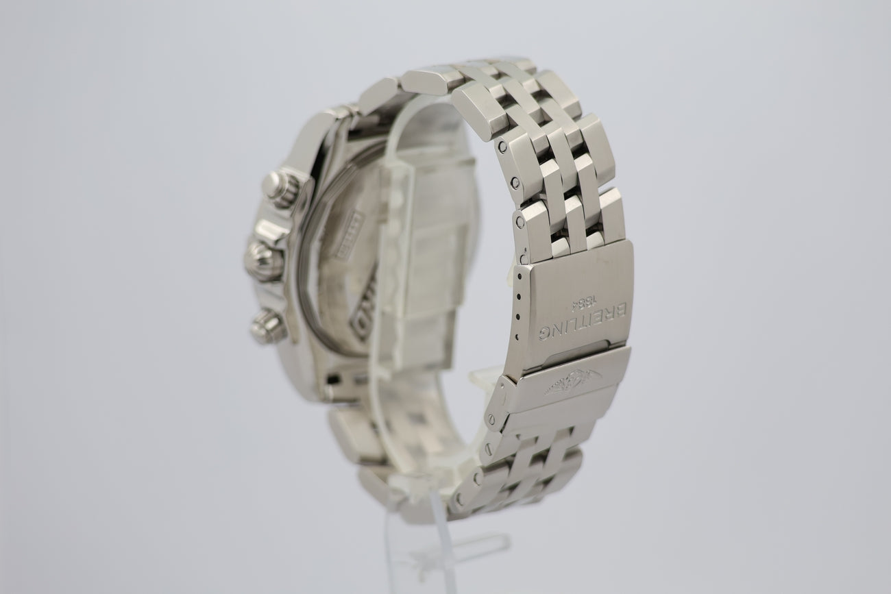 Breitling Chronomat Blackbird 44 Automatik Herrenuhr A44359 - Detailansicht 2