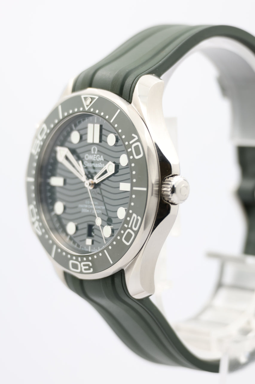 Omega Seamaster Diver 300m 42mm Automatik Grün 21032422010001 - Detailansicht 1