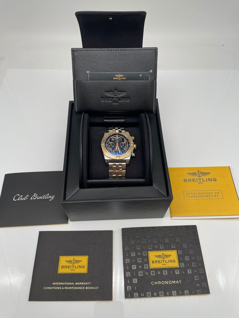 Breitling Chronomat 44 Stahl/Gold Automatik CB0110 - Papiere und oder Lieferumfang