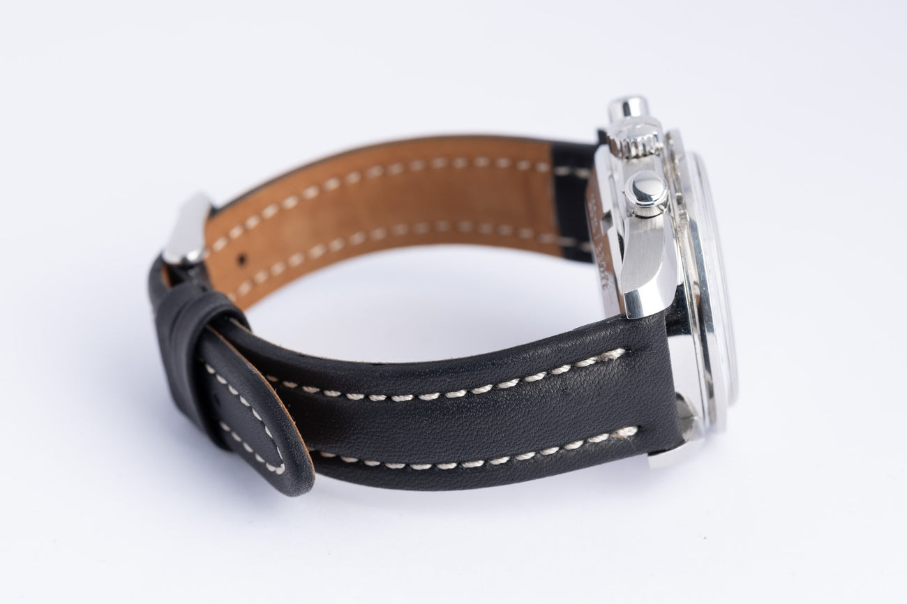 Omega Speedmaster Date 38mm Automatik Weiß 32433384004001 - Detailansicht 6