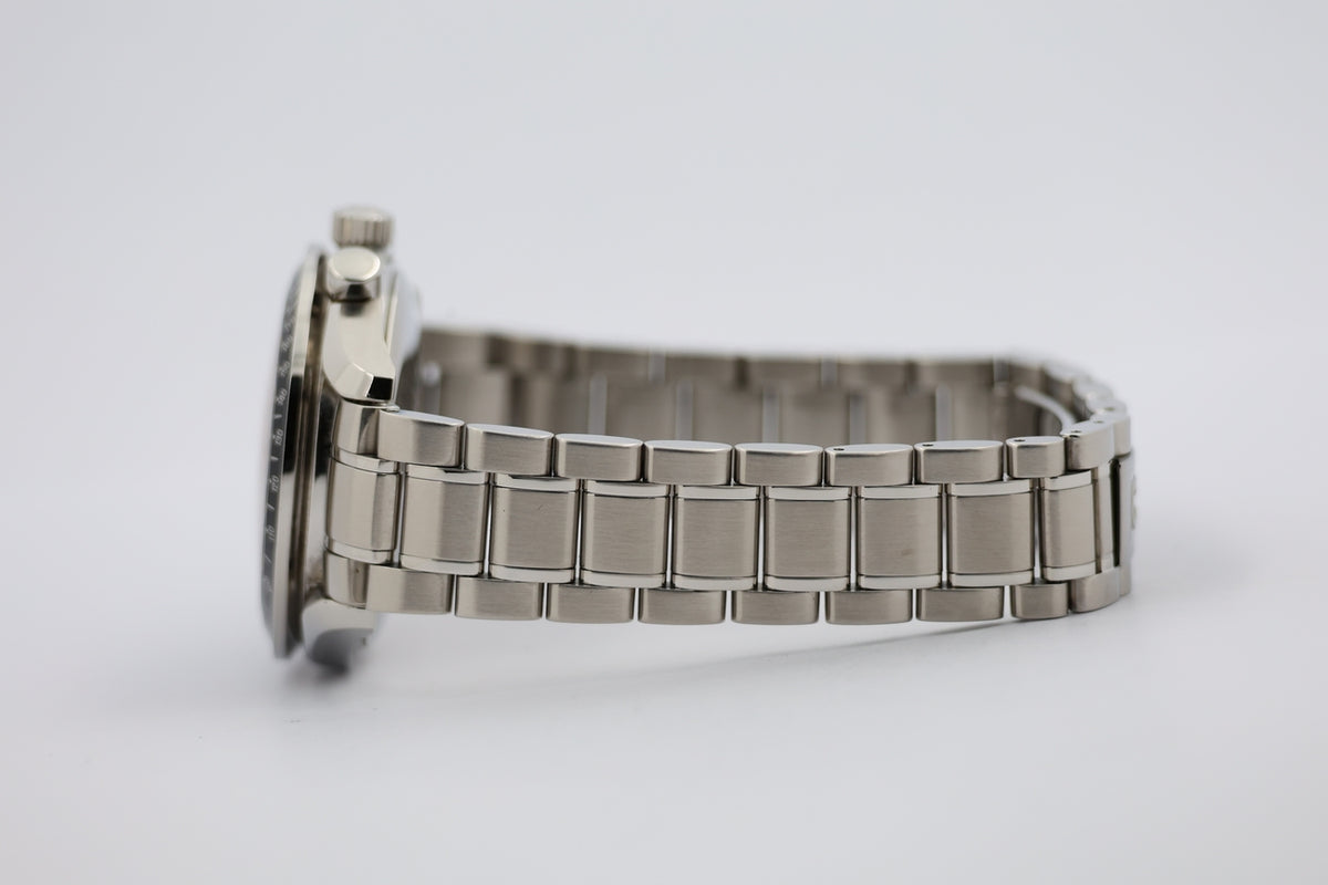 Omega Speedmaster Date Mark 40 Automatik 35135300 - Detailansicht 3