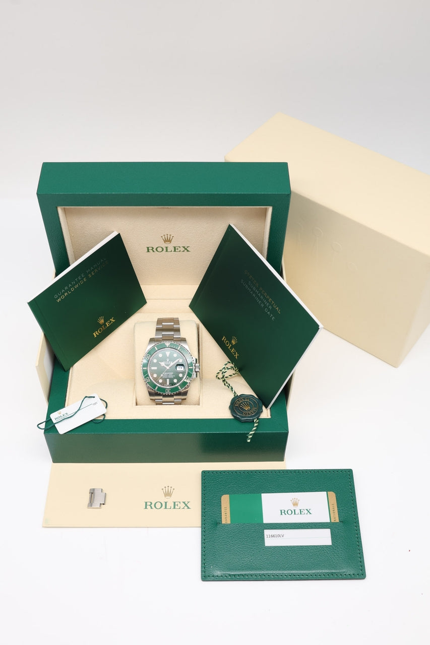 Rolex Submariner Date "Hulk" Automatik Herrenuhr 116610LV - Papiere und oder Lieferumfang