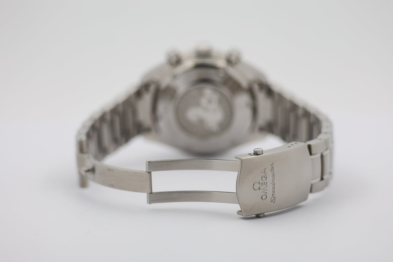 Omega Speedmaster Date 40mm Automatik Herrenuhr 32105000 - Detailansicht 6