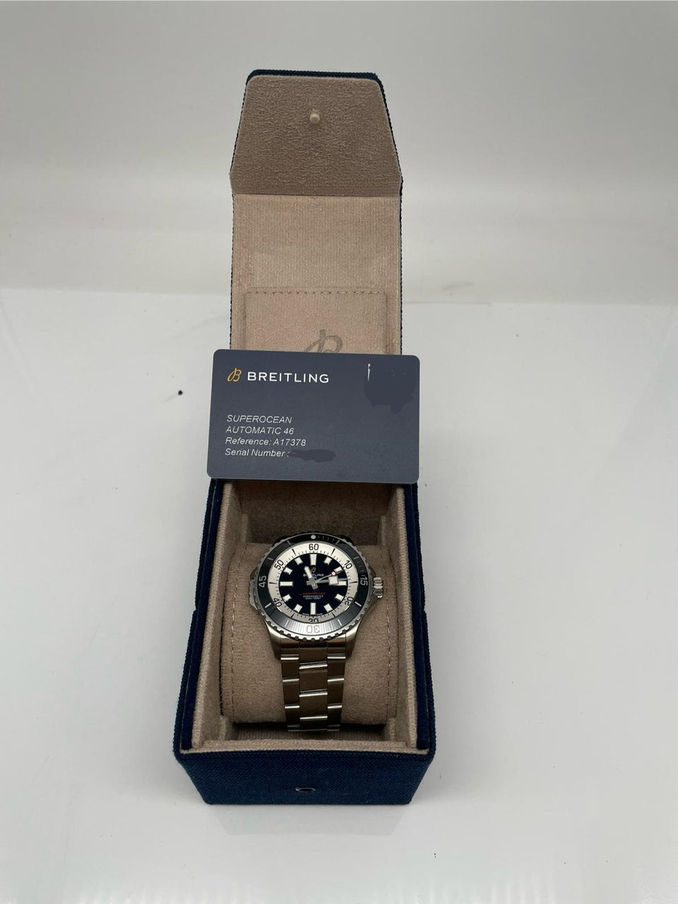Breitling Superocean Automatik 46mm Schwarz A17378 - Papiere und oder Lieferumfang