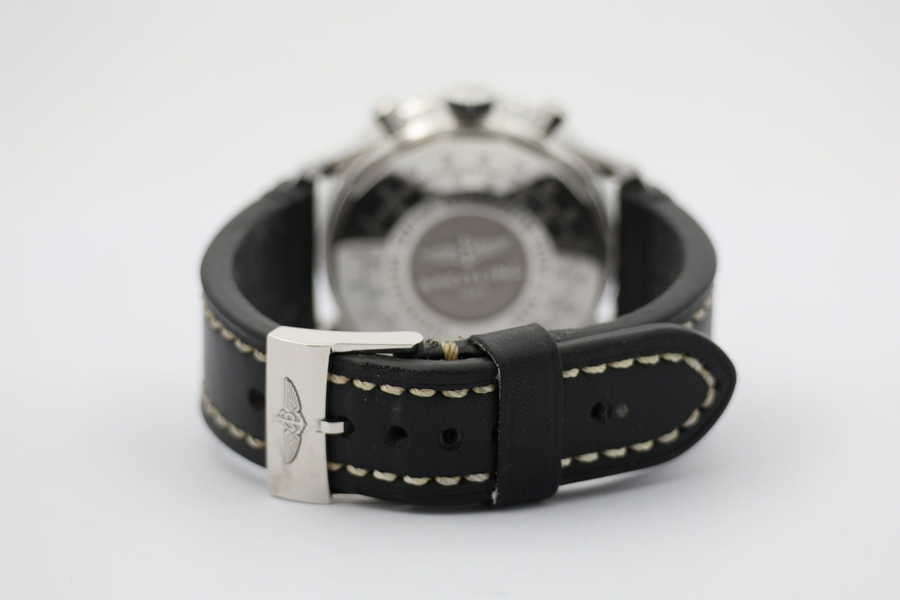 Breitling Navitimer 01 Automatik 43mm AB0120 - Detailansicht 5