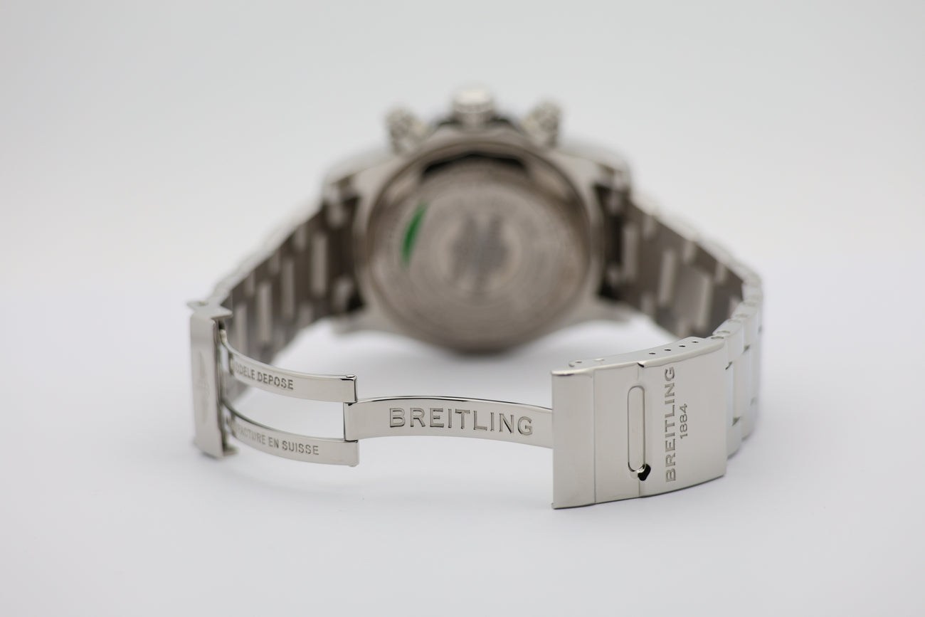 Breitling Avenger II Automatik 43mm A133811 - Detail view 6