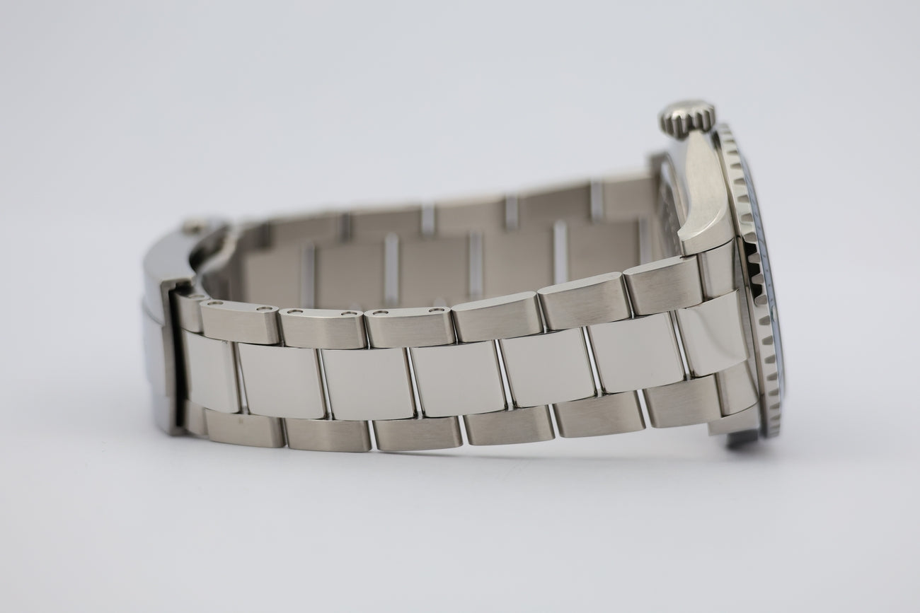 Breitling Superocean 42mm Automatik A17375 - Detail view 4