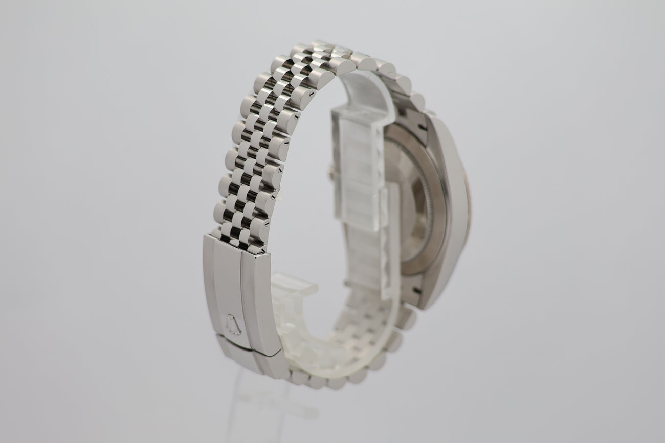 Rolex Datejust 41mm Mint-Grün Automatik 126334 - Detailansicht 1