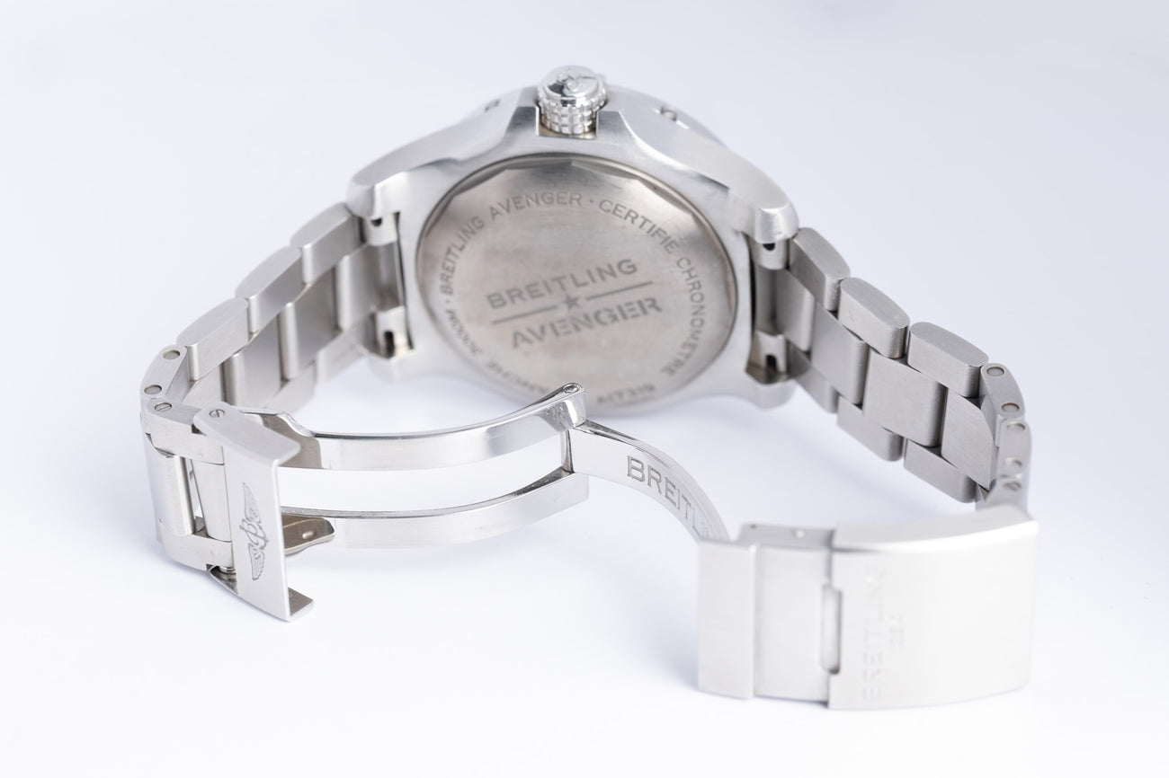 Breitling Avenger Seawolf 45mm Automatik Herrenuhr Gelb A17319 - Detailansicht 8