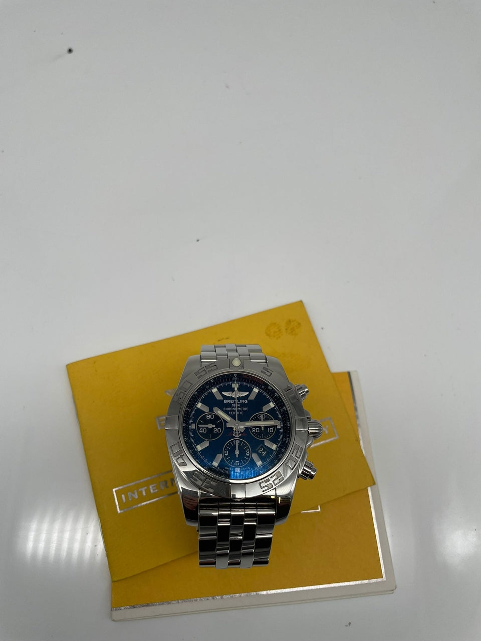 Breitling Chronomat 44 Automatik Herrenuhr AB0110 - Papiere und oder Lieferumfang
