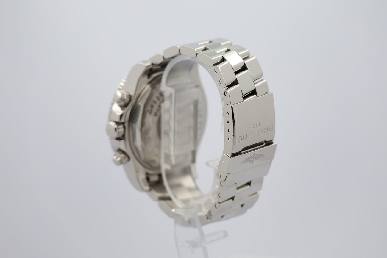 Breitling  Superocean Chronograph Steelfish 44mm A13341 - Detail view 2