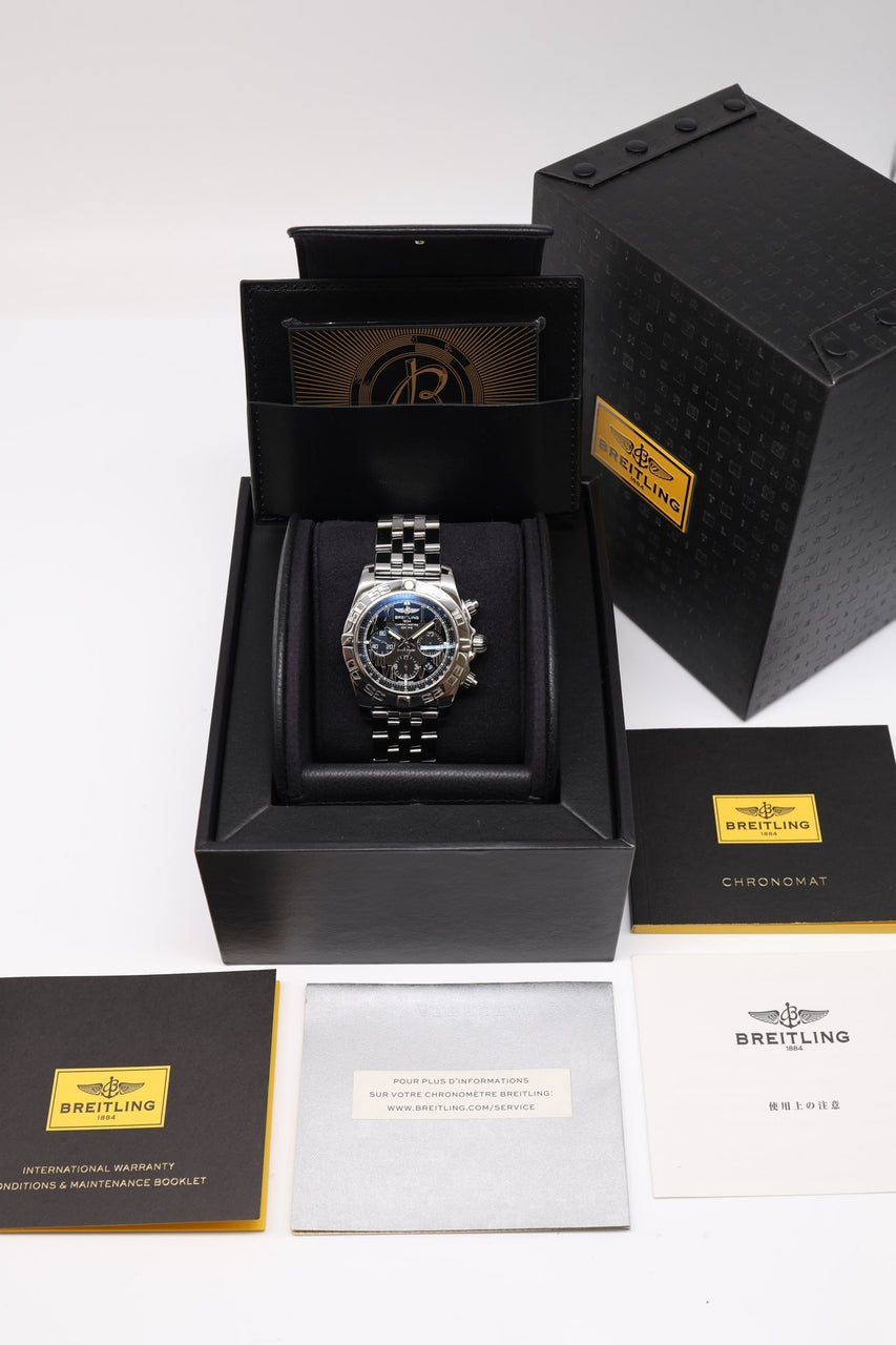Breitling Chronomat 44 Automatik Herrenuhr AB0110 - Papiere und oder Lieferumfang