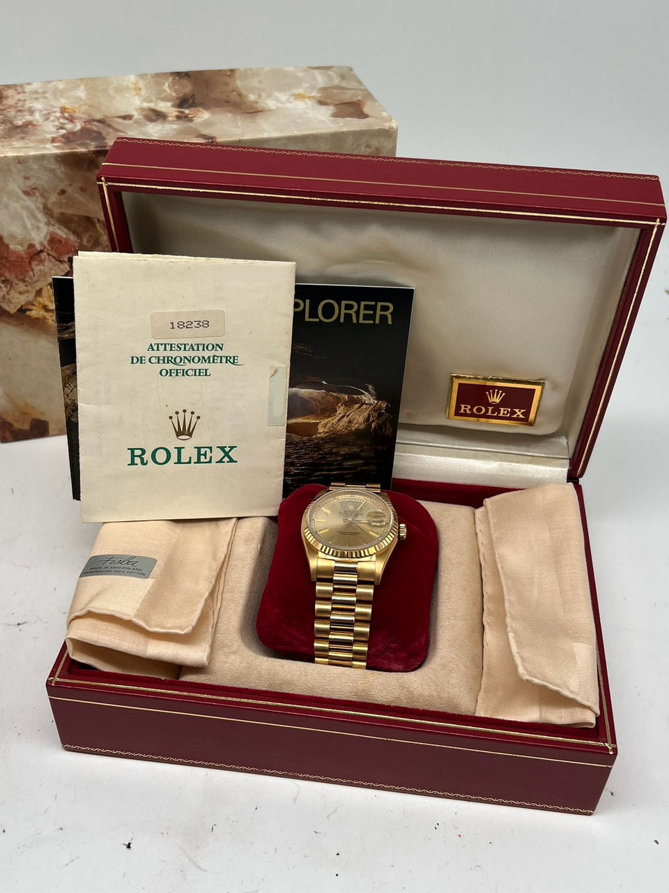 Rolex Day-Date 36 President 18K Gelbgold Automatik 18238 - Papers and documentation