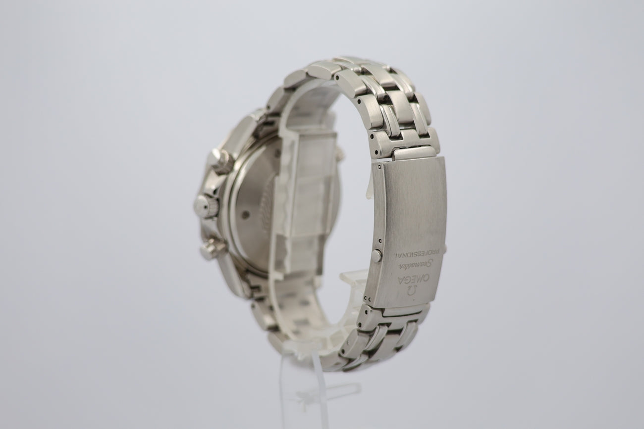 Omega Seamaster Diver 300m Automatik 25998000 - Detail view 2