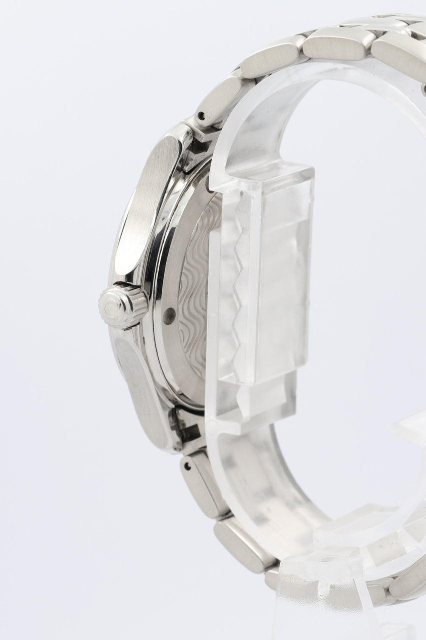 Omega Seamaster Diver 120m Automatik 36mm 25067000 - Detailansicht 3
