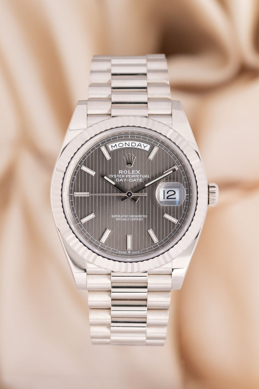 Rolex Day Date 40mm Automatik Weißgold Grau 228239 - Thumbnail