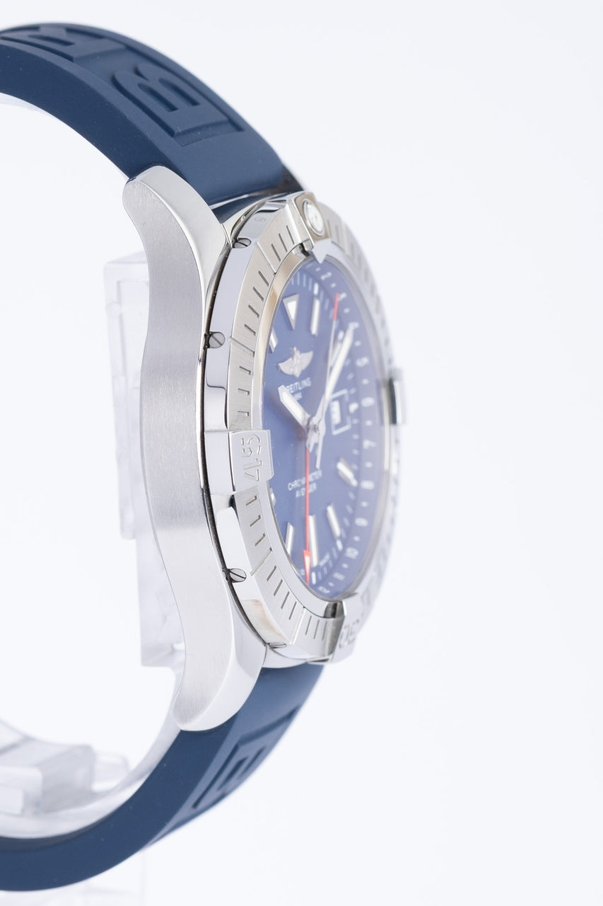 Breitling Avenger GMT Automatik 45mm None A3239510 - Detailansicht 1
