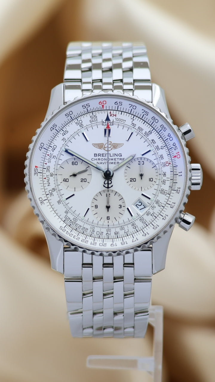 Breitling Navitimer 42mm Automatik Herrenuhr A23322 - Main product image