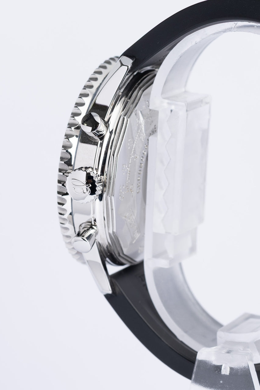 Breitling Navitimer 01 Automatik Herrenuhr 43mm AB0120 - Detailansicht 3