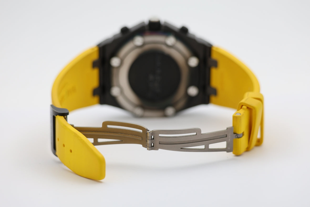 Audemars Piguet Royal Oak Offshore Chronograph Automatik Herrenuhr "Bumble Bee" 26176FO - Detailansicht 7