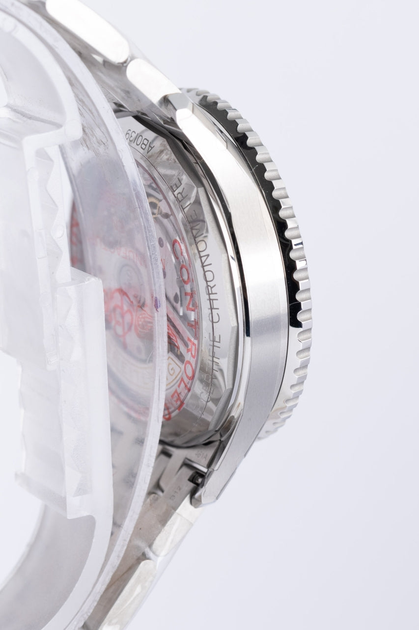 Breitling Navitimer 1 B01 Chronograph 41mm Grün AB0139 - Detailansicht 4