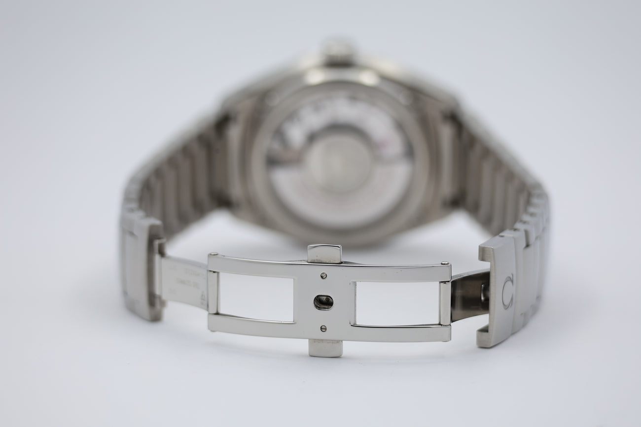 Omega Globemaster Constellation Automatik 13030392102001 - Detail view 6