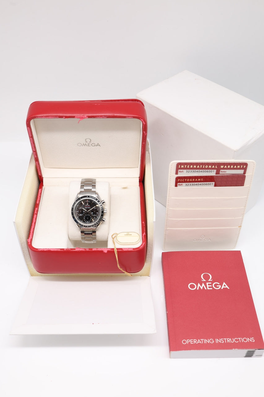 Omega Speedmaster Date 40mm Automatik 32330404006001 - Papiere und oder Lieferumfang