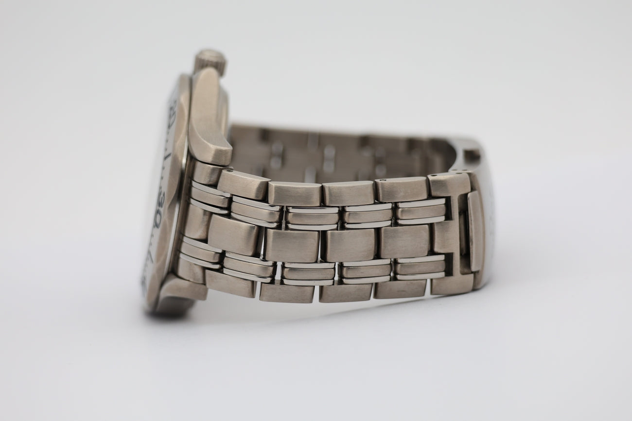 Omega Seamaster Diver 300 M 41mm Automatik Titan 22318000 - Detailansicht 3