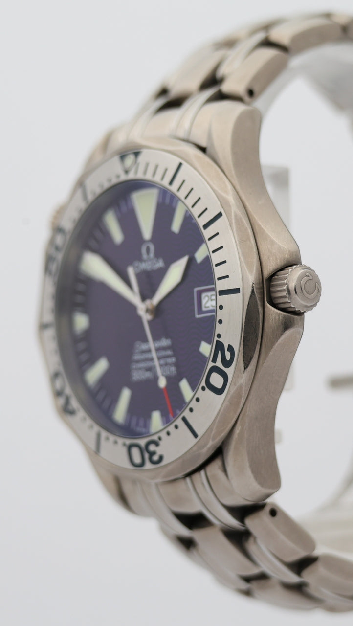 Omega Seamaster Diver 300 M 41mm Automatik Titan 22318000 - Detailansicht 7
