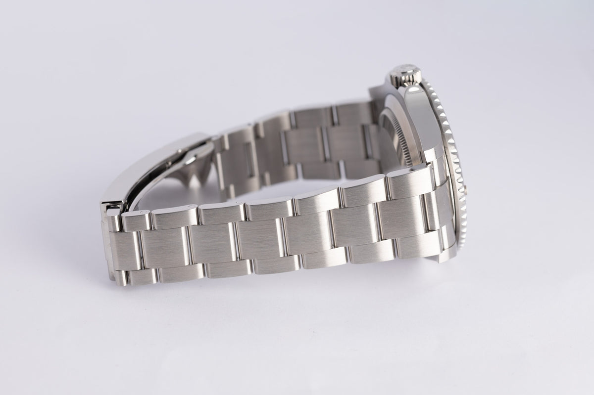 Rolex Submariner Date Automatik Herrenuhr 41mm 126610LN - Detailansicht 6