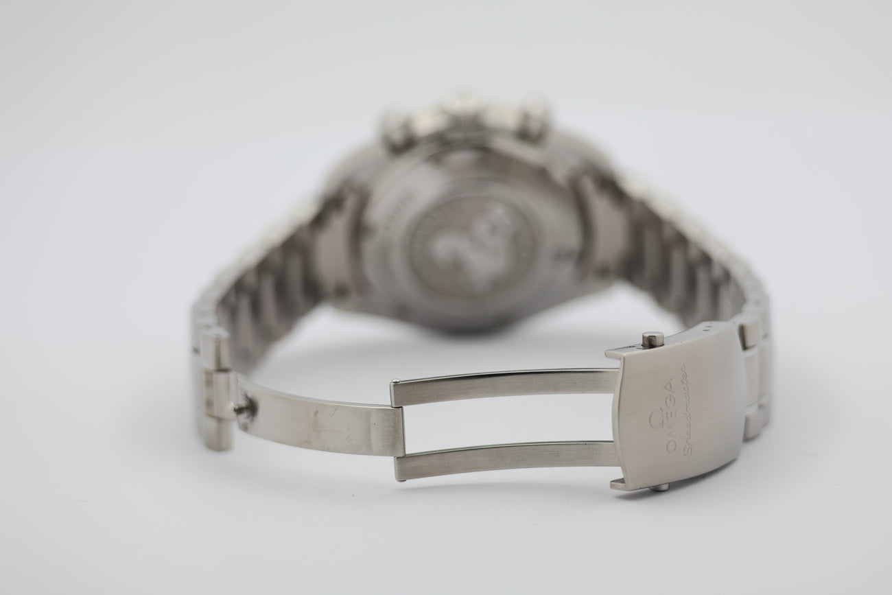 Omega Speedmaster Date 40mm Automatik  32105000 - Detailansicht 6