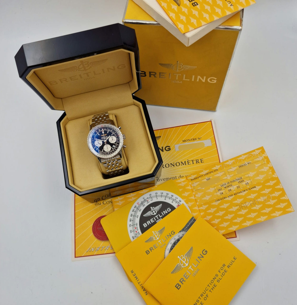 Breitling Navitimer 42mm Automatik Herrenuhr A23322 - Papers and documentation