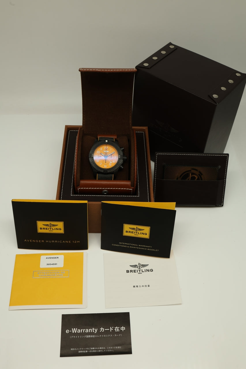 Breitling Avenger Hurricane 12H 50mm XB0170 - Detailansicht 1