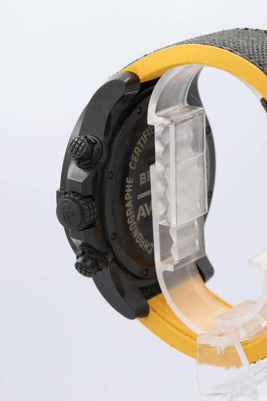 Breitling Avenger Hurricane 12H 50mm XB0170 - Detailansicht 5